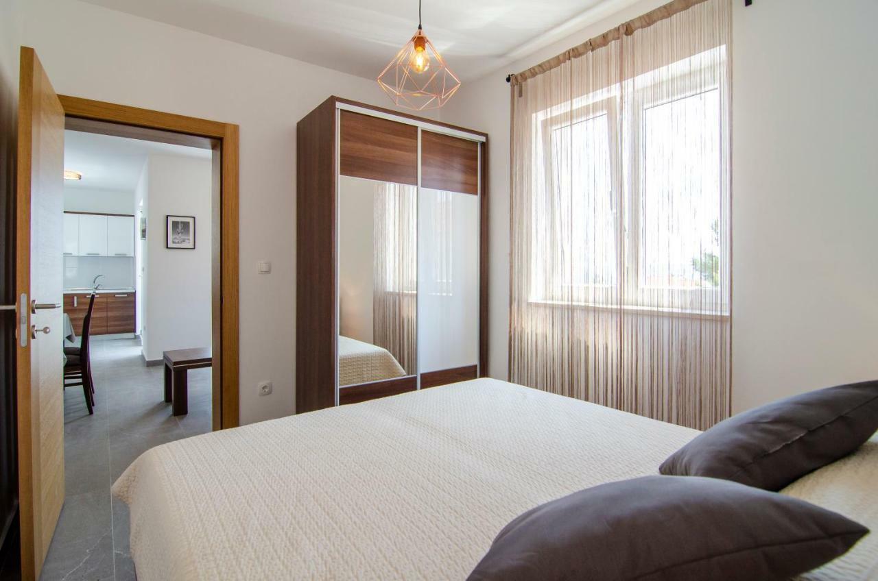 Apartments Sara 4 Bol Ngoại thất bức ảnh