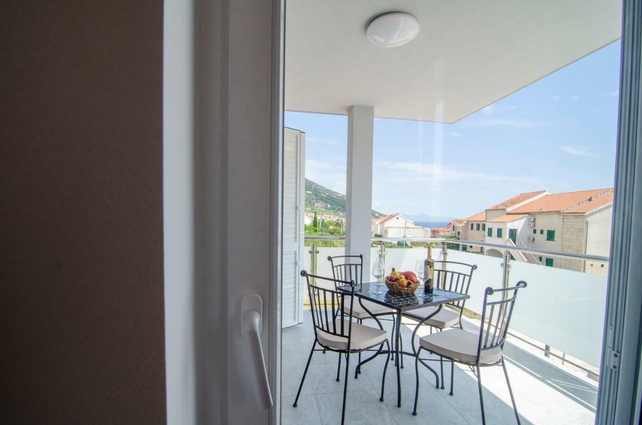 Apartments Sara 4 Bol Ngoại thất bức ảnh