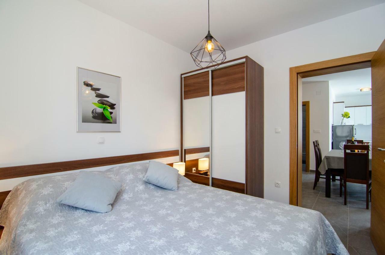 Apartments Sara 4 Bol Ngoại thất bức ảnh