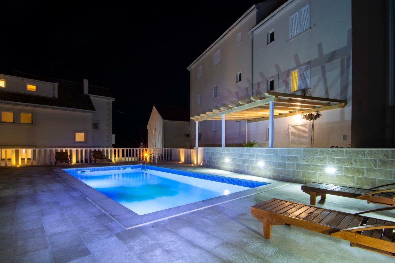 Apartments Sara 4 Bol Ngoại thất bức ảnh
