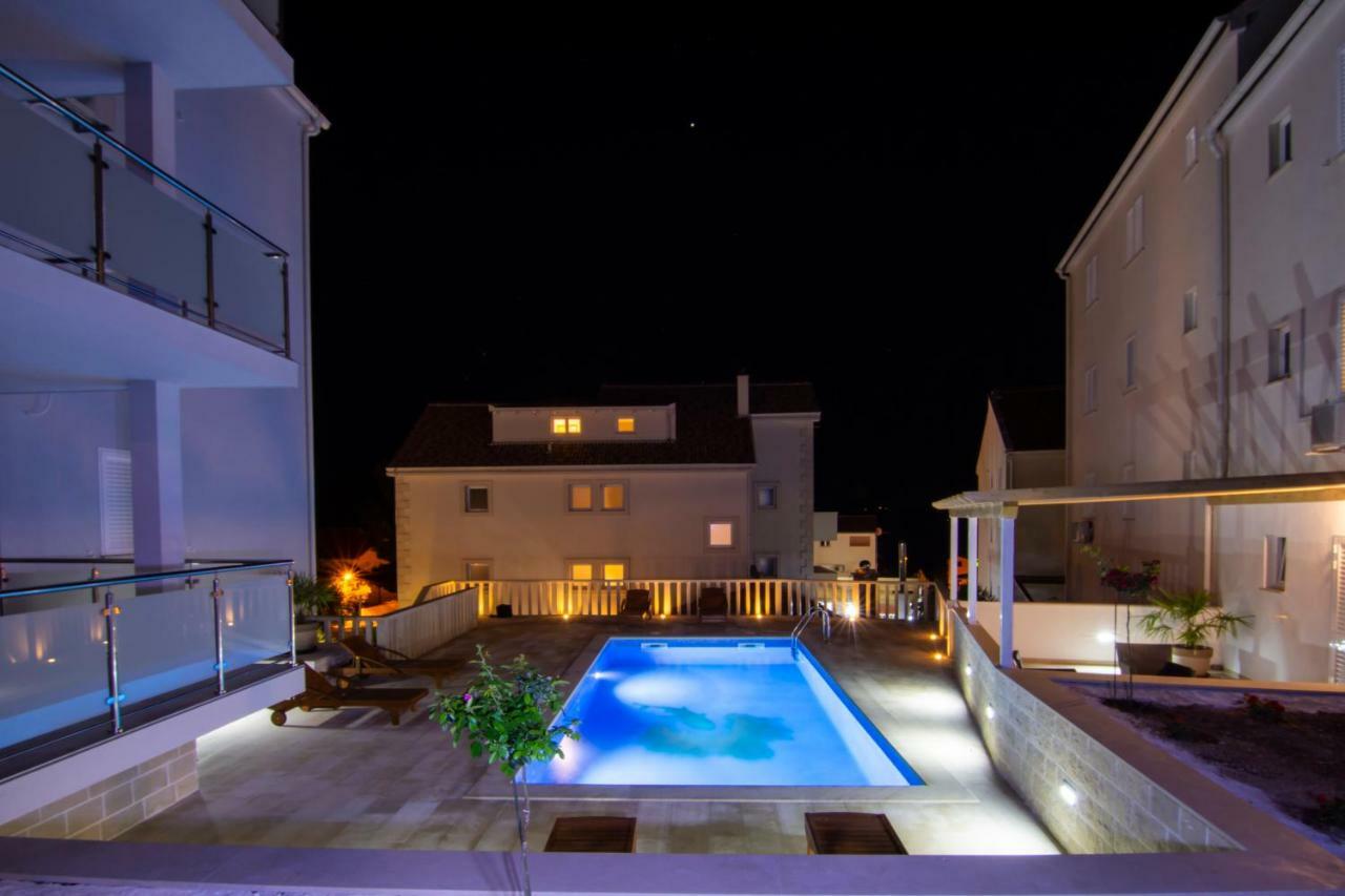 Apartments Sara 4 Bol Ngoại thất bức ảnh