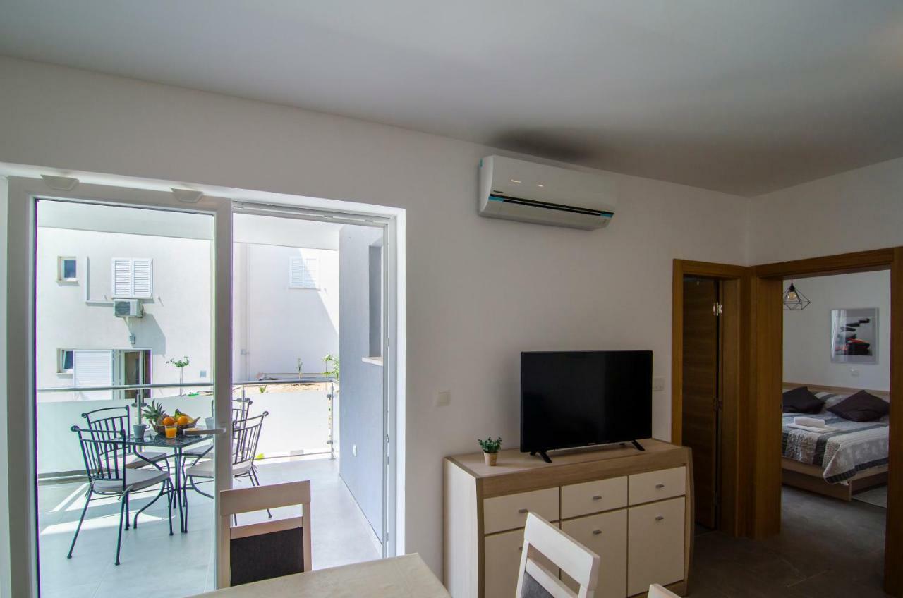 Apartments Sara 4 Bol Ngoại thất bức ảnh
