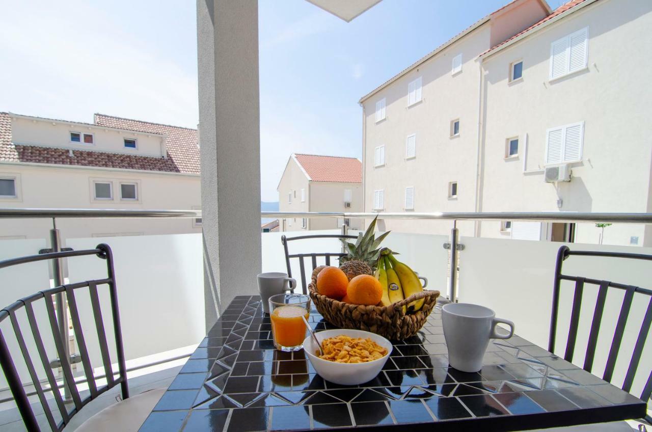 Apartments Sara 4 Bol Ngoại thất bức ảnh